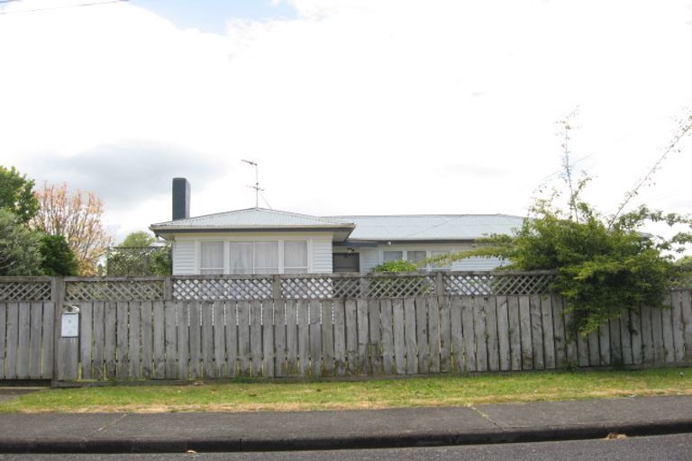 Photo of property in 8 Royal Arch Place, Rosehill, Papakura, 2113