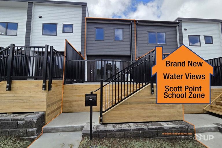 Photo of property in 3/10 Ngaroma House Drive, Hobsonville, Auckland, 0616