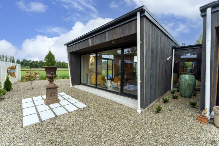 Photo of property in 53a Kennedys Bush Road, Halswell, Christchurch, 8025