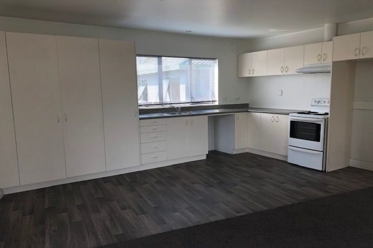 Photo of property in 3/100 Brightside Road, Stanmore Bay, Whangaparaoa, 0932