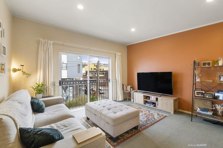 Photo of property in 14/3 Kelvin Grove, Te Aro, Wellington, 6011