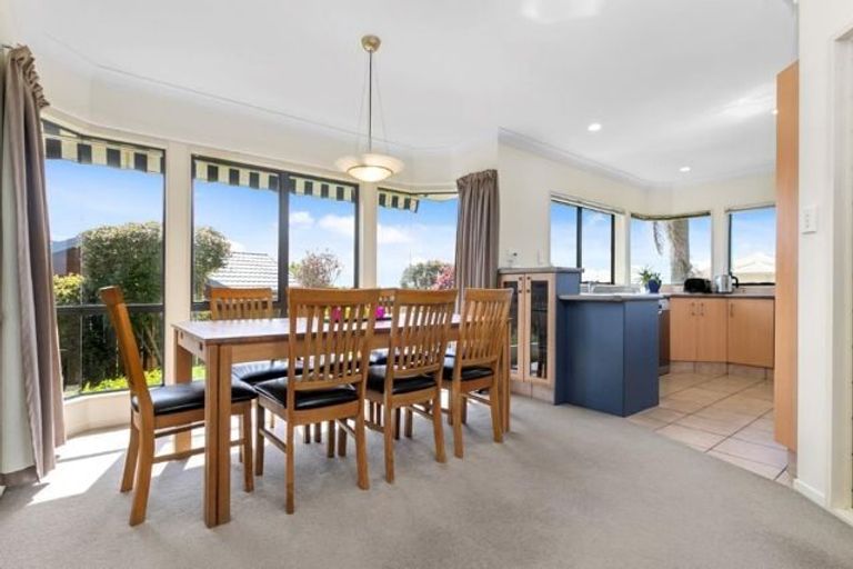 Photo of property in 22 Rochester Place, Bethlehem, Tauranga, 3110
