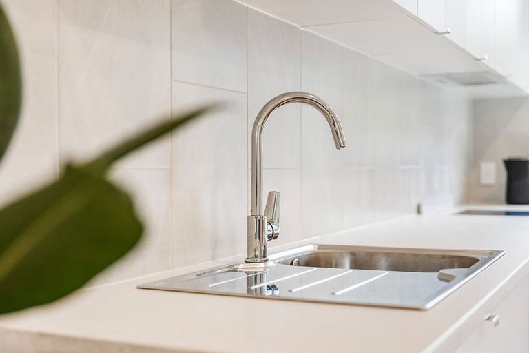 Photo of property in 6/134 Edmonton Road, Te Atatu South, Auckland, 0610