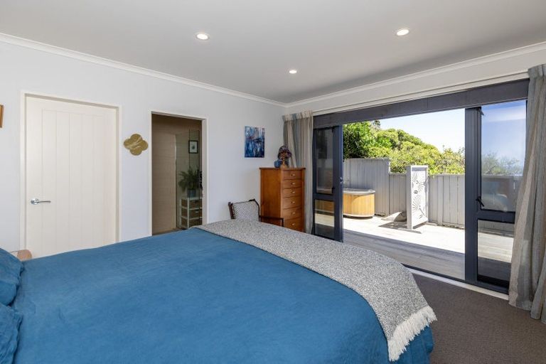 Photo of property in 11a Rosetta Road, Raumati South, Paraparaumu, 5032