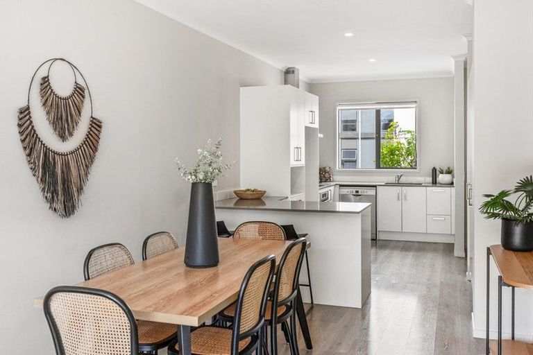 Photo of property in 7/6 Onekiritea Road, Hobsonville, Auckland, 0616