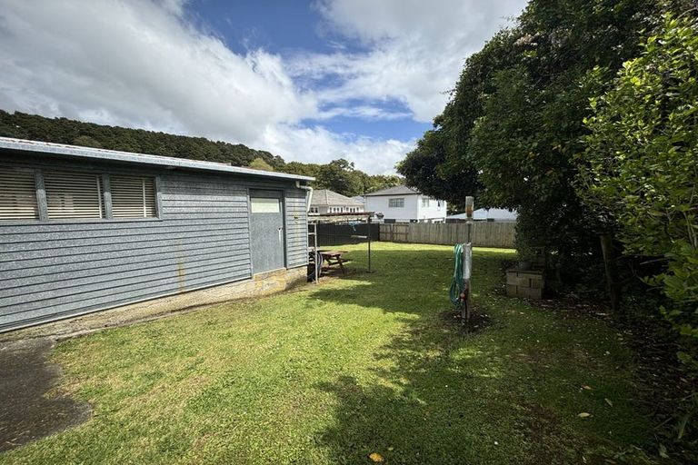 Photo of property in 6 Valley Road, Pukekohe, 2120