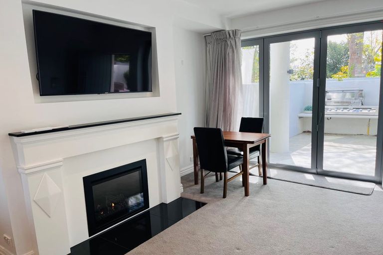 Photo of property in 5/52 Fendalton Road, Fendalton, Christchurch, 8014