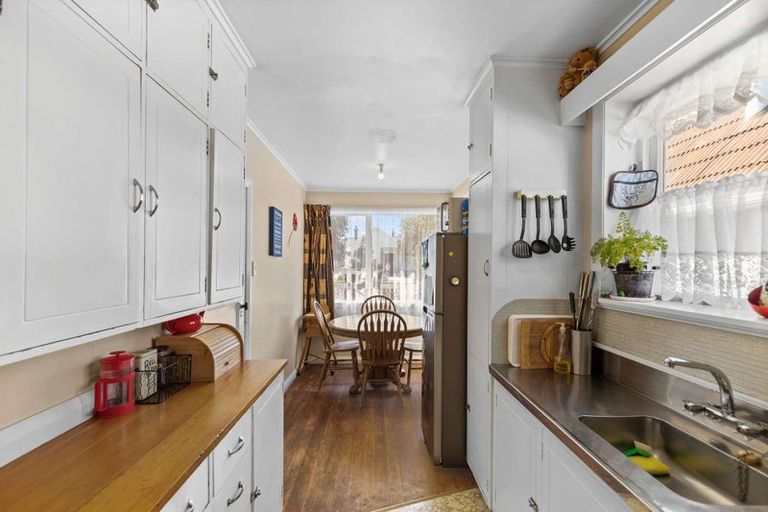 Photo of property in 49 Caius Avenue, Gonville, Whanganui, 4501