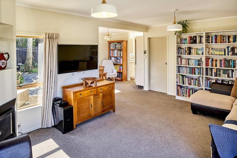 Photo of property in 31 Penryn Drive, Camborne, Porirua, 5026