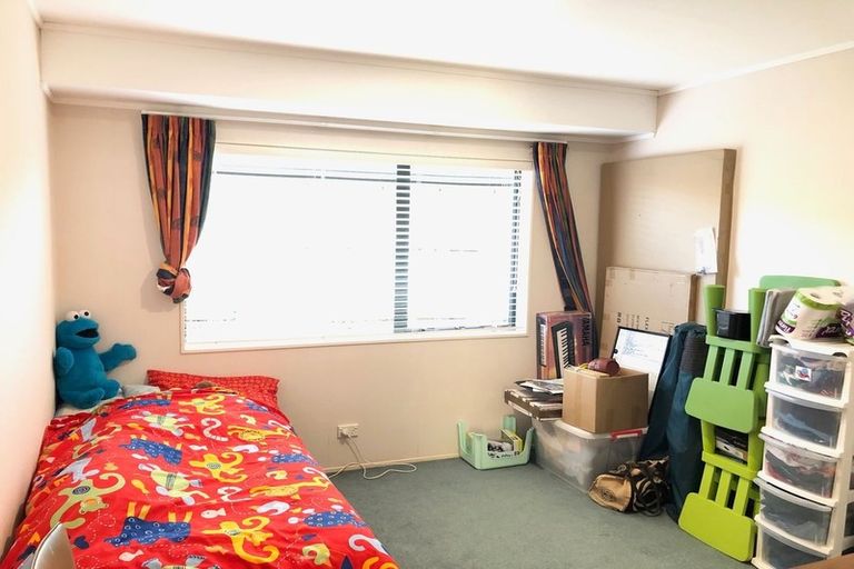 Photo of property in 11 Amylynn Place, East Tamaki, Auckland, 2016