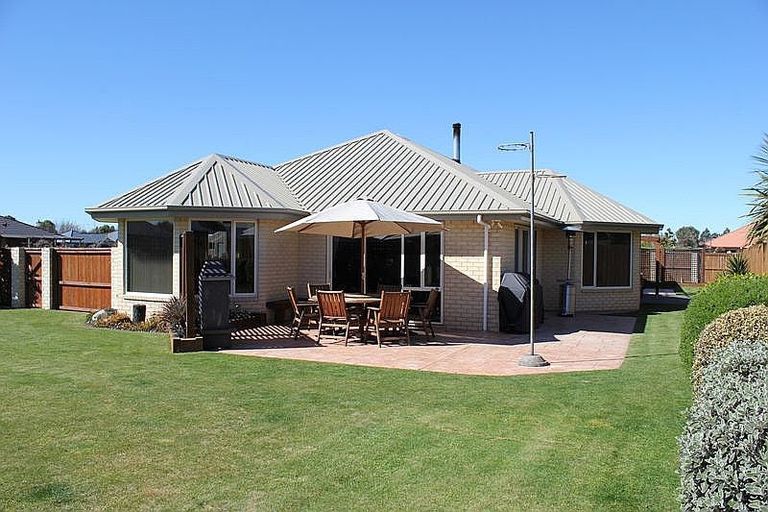 Photo of property in 1 Cezanne Grove, Rolleston, 7614