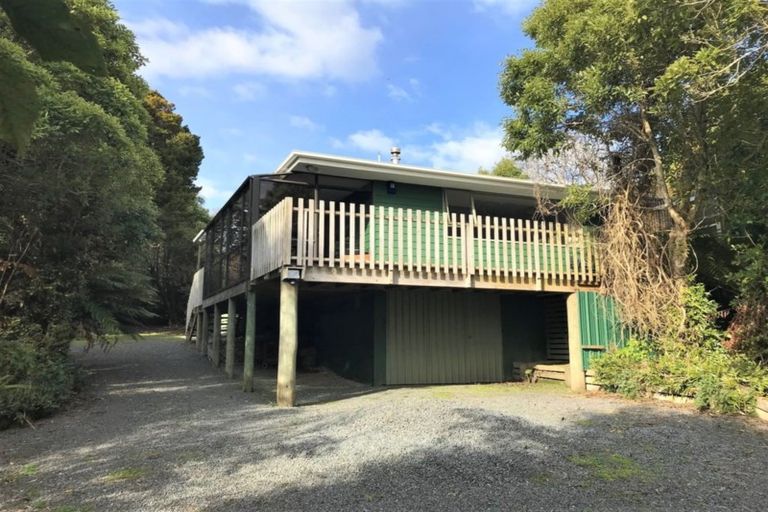 Photo of property in 2483 Papatowai Highway, Papatowai, Owaka, 9586