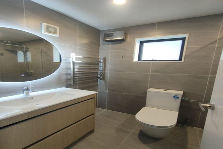 Photo of property in 48d Awaruku Road, Torbay, Auckland, 0630