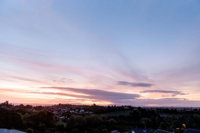 Photo of property in 17 Greenvale Place, Welcome Bay, Tauranga, 3112