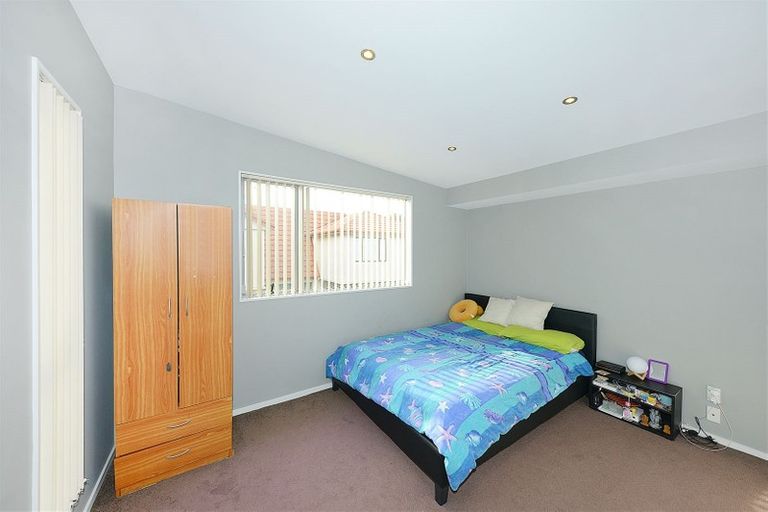 Photo of property in 64b Thackeray Place, Waltham, Christchurch, 8023