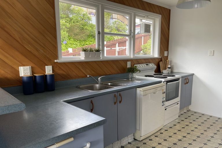 Photo of property in 7 Camrose Grove, Kingston, Wellington, 6021