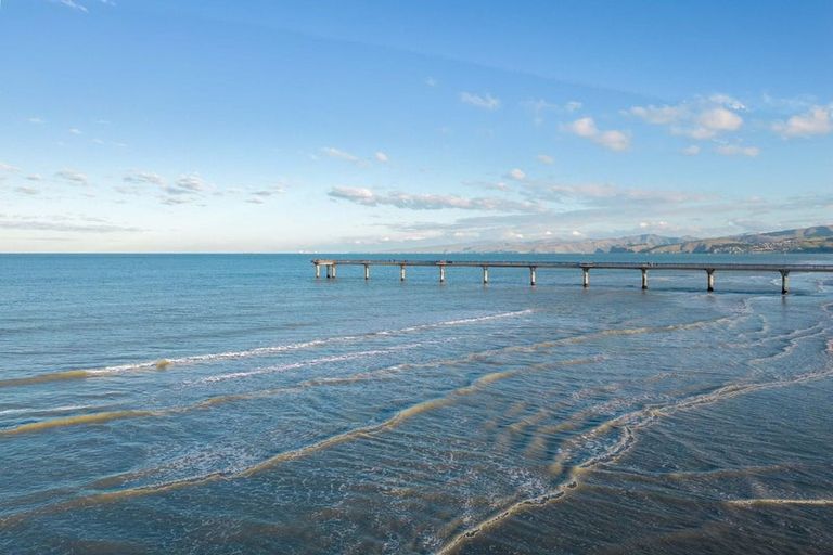 Photo of property in 4 Leaver Terrace, North New Brighton, Christchurch, 8083