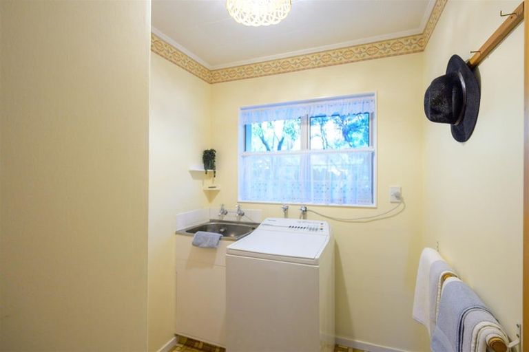 Photo of property in 27 Montrose Drive, Atawhai, Nelson, 7010