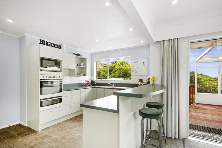 Photo of property in 30 Turriff Crescent, Tawa, Wellington, 5028