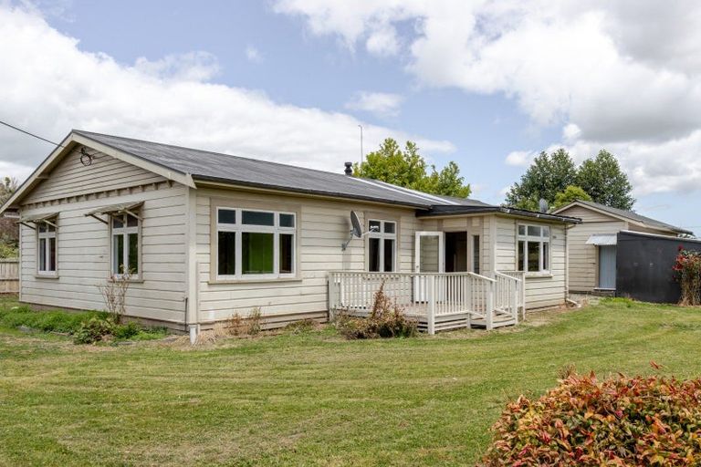 Photo of property in 74 Tyndall Street, Pahiatua, 4910