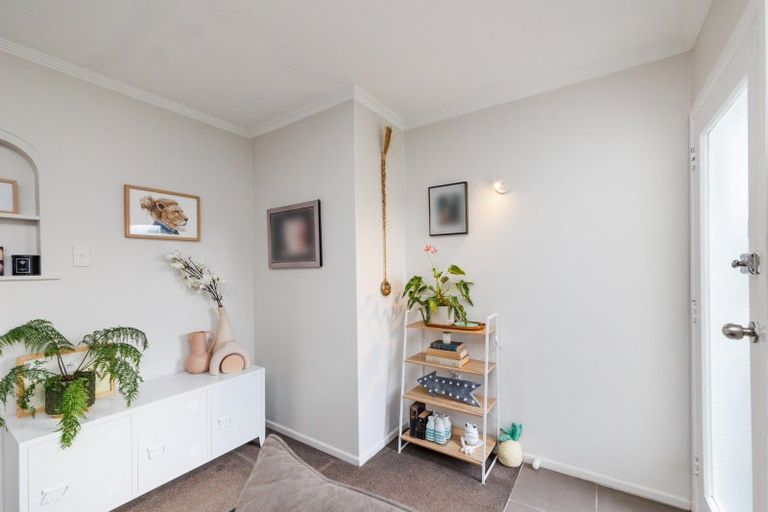 Photo of property in 47 Parkland Crescent, Terrace End, Palmerston North, 4410