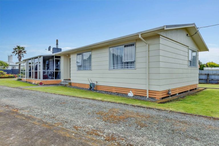 Photo of property in 25 Kapuni Street, Manaia, 4612