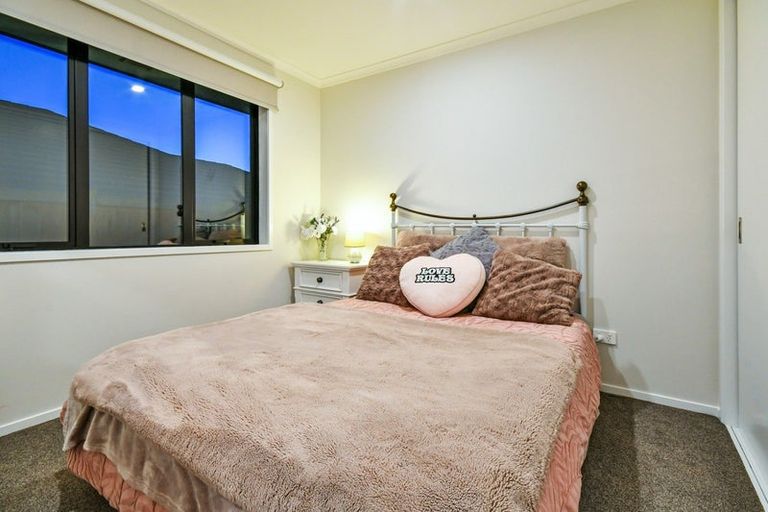 Photo of property in 18 Leathem Crescent, Pokeno, 2402