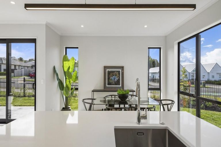 Photo of property in 2 Owen Chapman Drive, Red Beach, 0932