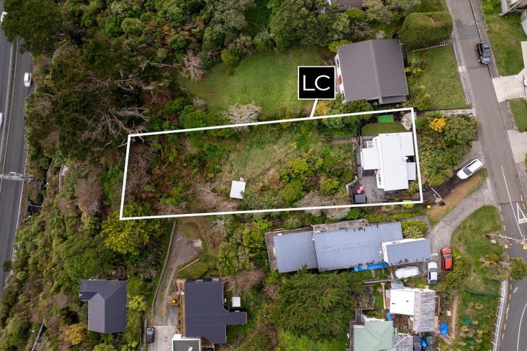 Photo of property in 28 Sheridan Terrace, Johnsonville, Wellington, 6037
