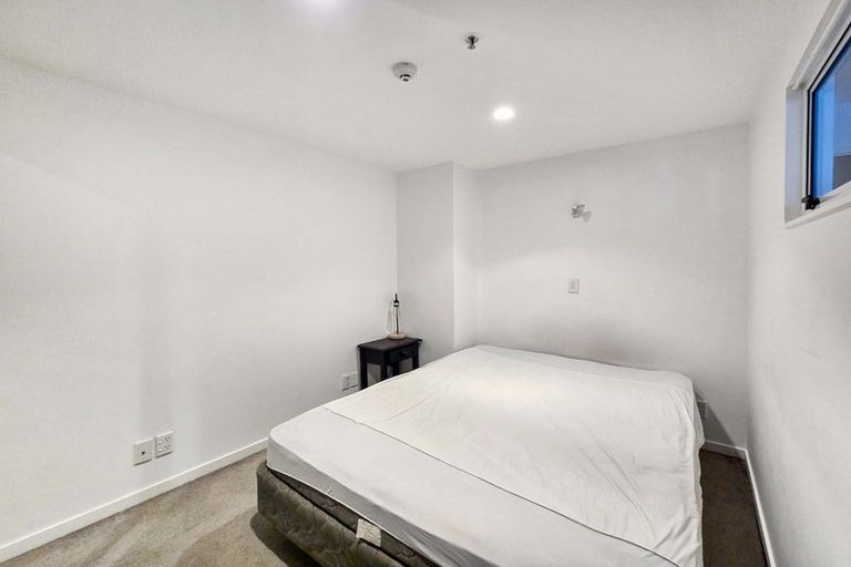 Photo of property in Terrace Heights Apartments, 7c/163 The Terrace, Wellington Central, Wellington, 6011