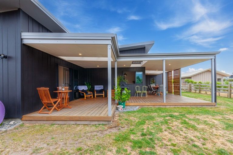 Photo of property in 133 Lisland Drive, Kinloch, Taupo, 3377