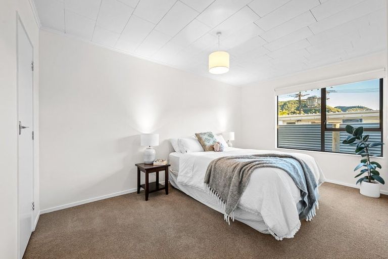 Photo of property in 102 Waikawa Road, Picton, 7220