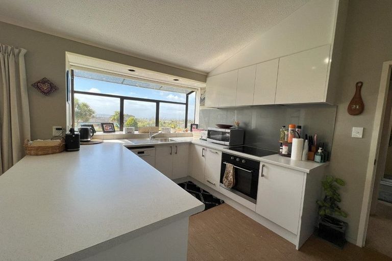 Photo of property in 1/19 Sturm Avenue, Massey, Auckland, 0614