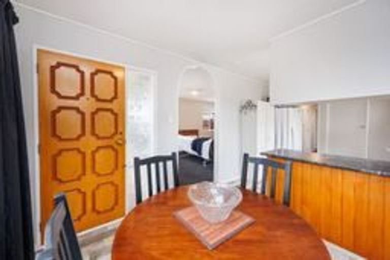 Photo of property in 49 Kaimanawa Street, Kelvin Grove, Palmerston North, 4414