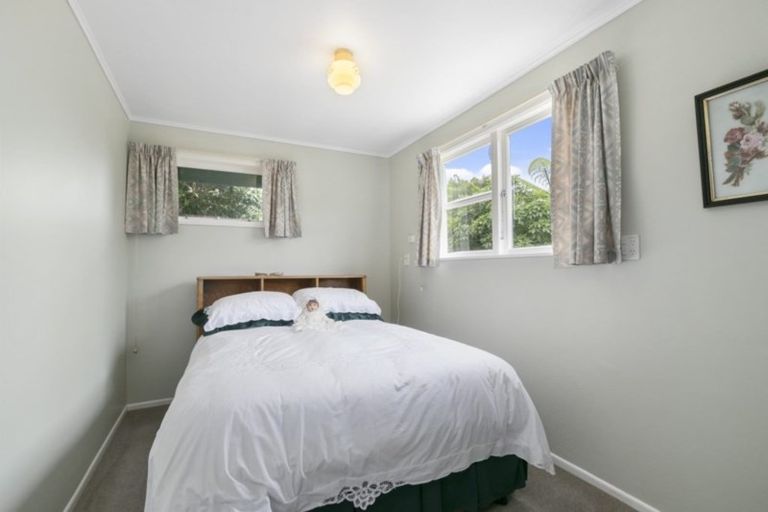 Photo of property in 1/94 Dowse Drive, Maungaraki, Lower Hutt, 5010