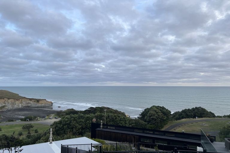 Photo of property in 5 Sunset Parade, Kai Iwi, Wanganui, 4574