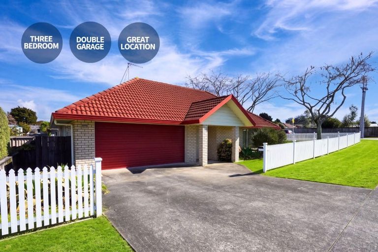 Photo of property in 19 King Edward Avenue, Papakura, 2110