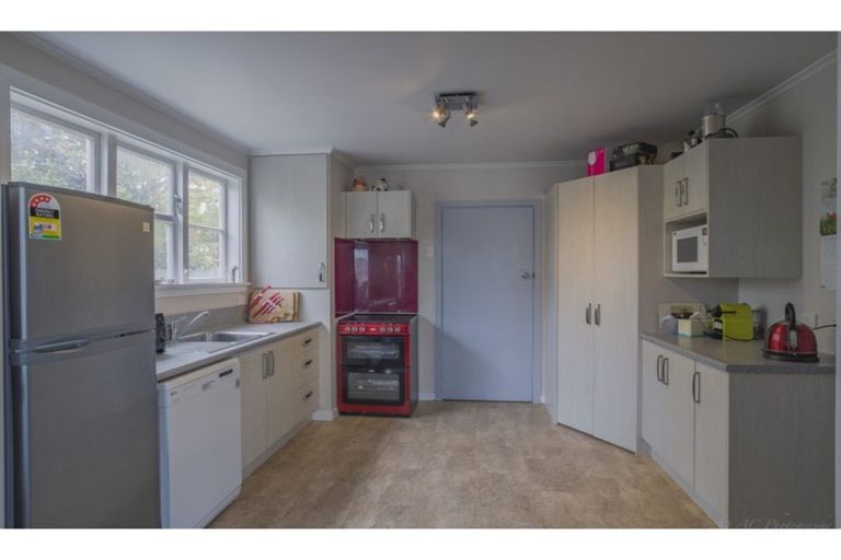 Photo of property in 46 Bouverie Street, Waimataitai, Timaru, 7910