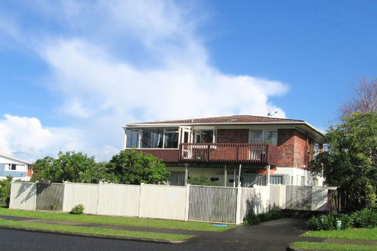 Photo of property in 3/117 Clovelly Road, Bucklands Beach, Auckland, 2012