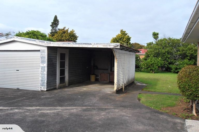Photo of property in 2/29 Shirley Avenue, Papakura, 2110