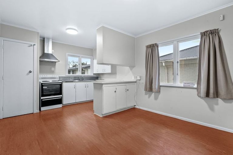 Photo of property in 24 Sheehan Avenue, Papakura, 2110