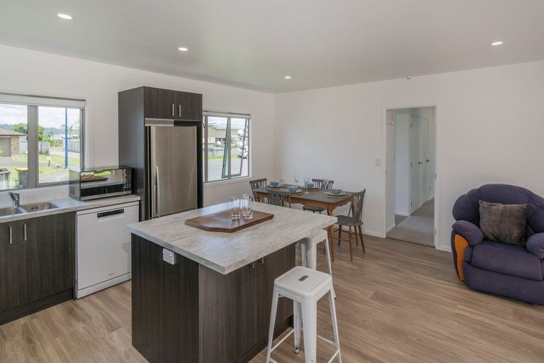 Photo of property in 35 Carina Way, Whitianga, 3510