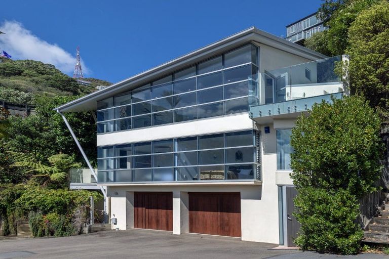 Photo of property in 30b Hay Street, Oriental Bay, Wellington, 6011