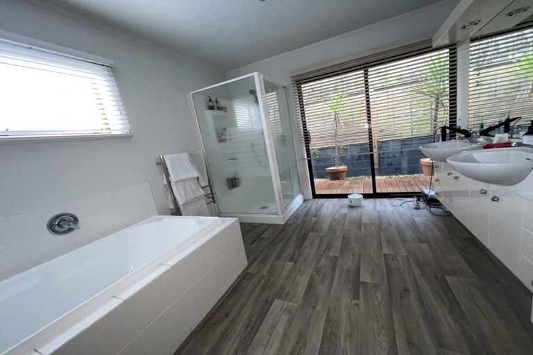 Photo of property in 50 Redwing Street, Browns Bay, Auckland, 0630