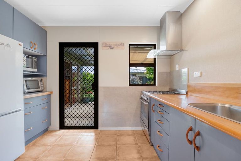Photo of property in 10 Heron Crescent, Katikati, 3129