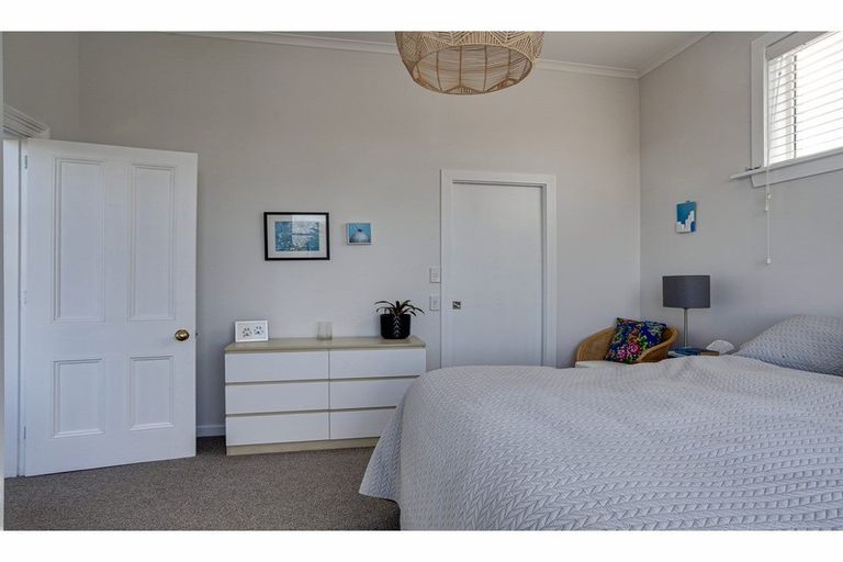 Photo of property in 10 Te Weka Street, Maori Hill, Timaru, 7910