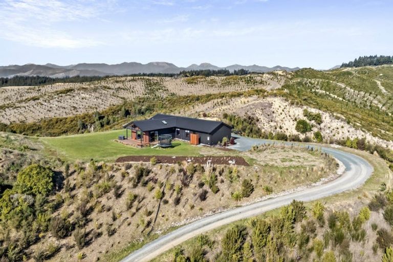 Photo of property in 254 Stringer Road, Upper Moutere, 7081