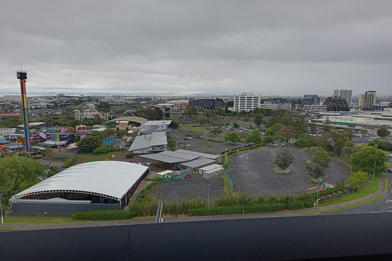 Photo of property in 1104/8 Lakewood Court, Manukau, Auckland, 2104