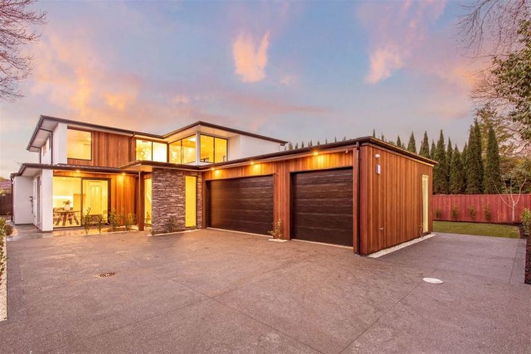 Photo of property in 99a Fendalton Road, Fendalton, Christchurch, 8014
