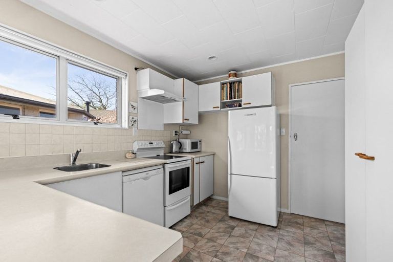 Photo of property in 33 Moorhouse Street, Taradale, Napier, 4112